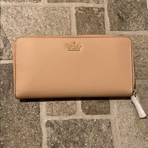 Kate Spade Thompson Street Lacey Wallet